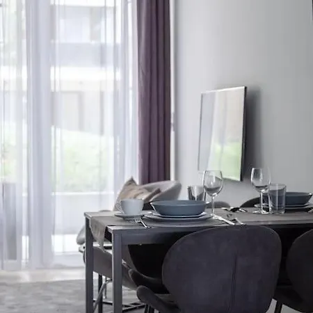 Private Hideaway On Corvin Promenade - 021 Βουδαπέστη